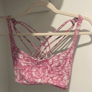Lululemon sports bra